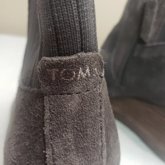 Toms gray suede, Sadie wedge booties, size 7.5 - Picture 3 of 8